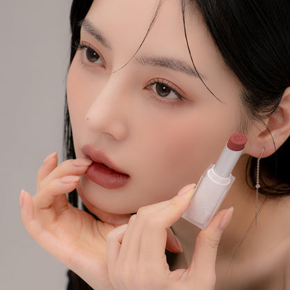 Cloud Blur Lipstick